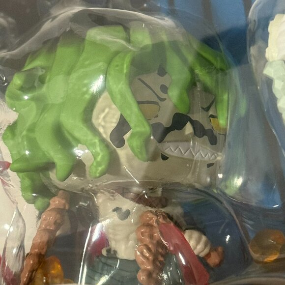 NWOT - Funko Pop! Moments: Demon Slayer - Tengen vs Gyutaro - 1753 - Picture 8 of 14